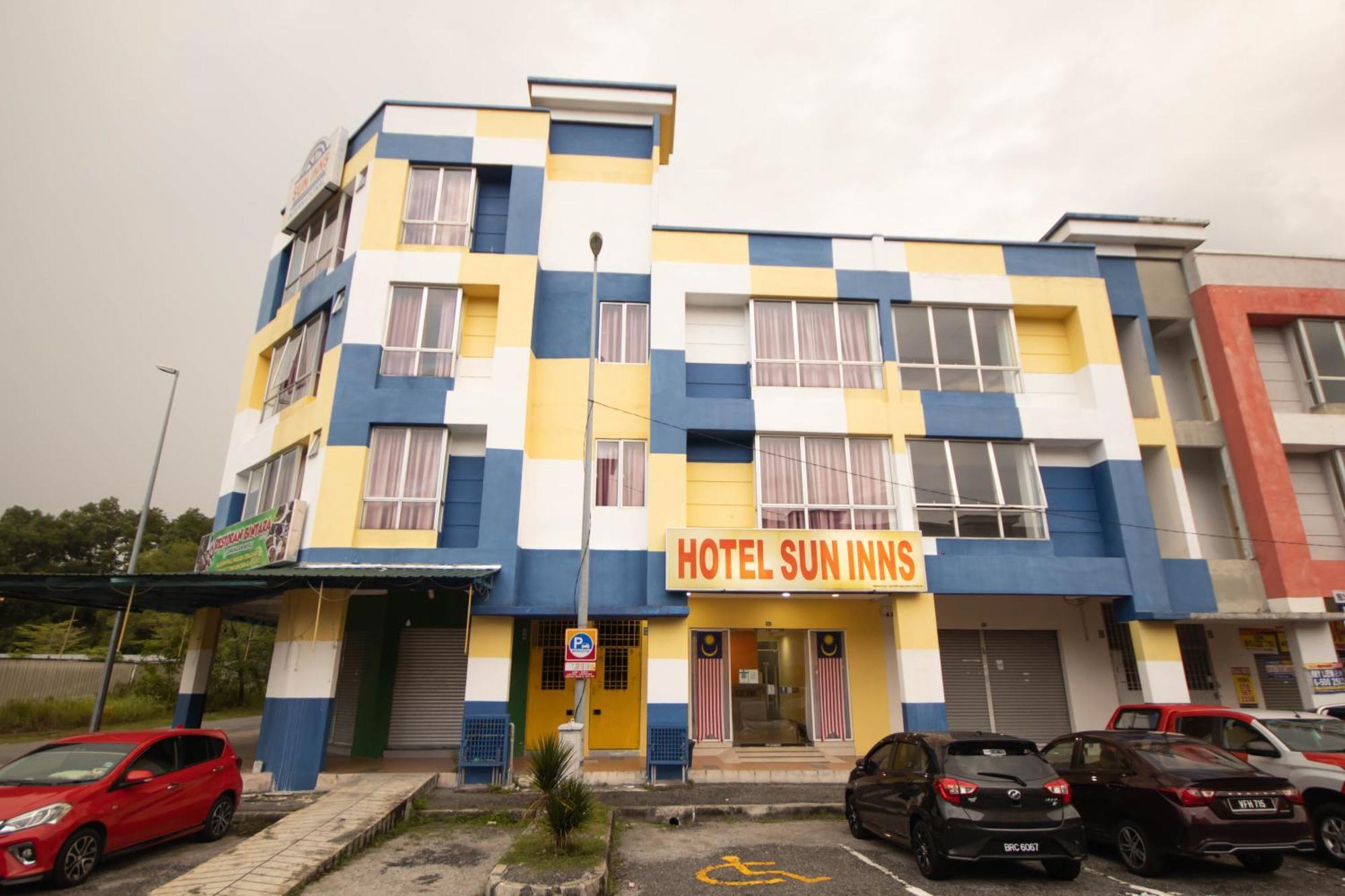 Sun Inns Hotel Meru Raya Chemor Eksteriør billede